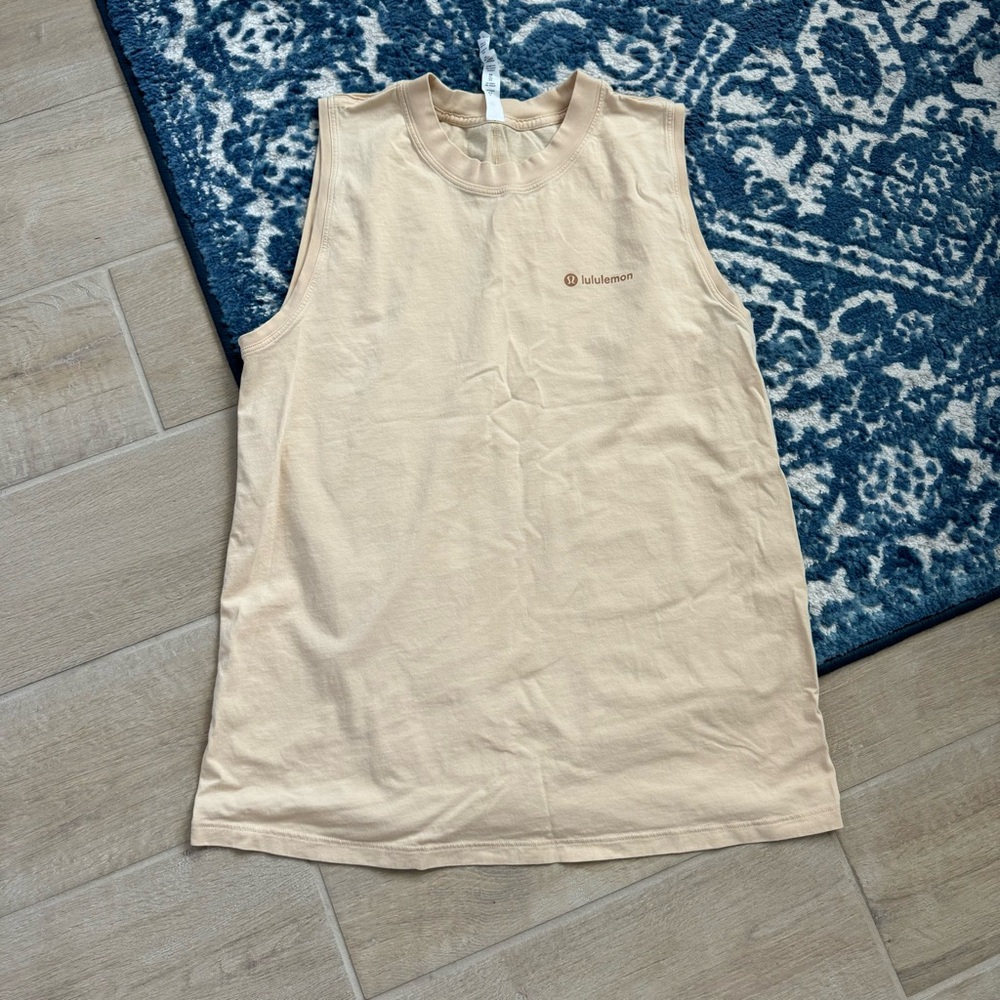 Lululemon All Yours Graphic Tank Size 6
